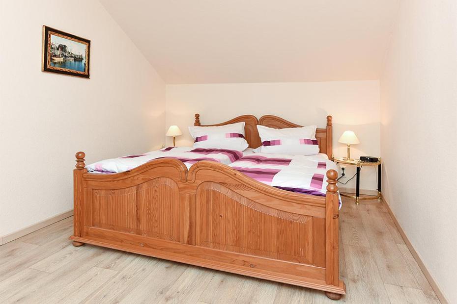 Ferienwohnungen Im Haus Nordseebrise Neuharlingersiel Extérieur photo