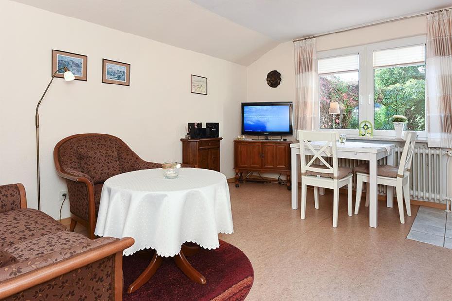 Ferienwohnungen Im Haus Nordseebrise Neuharlingersiel Extérieur photo